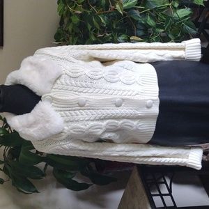 Stunning sweater jacket with detachable collar.